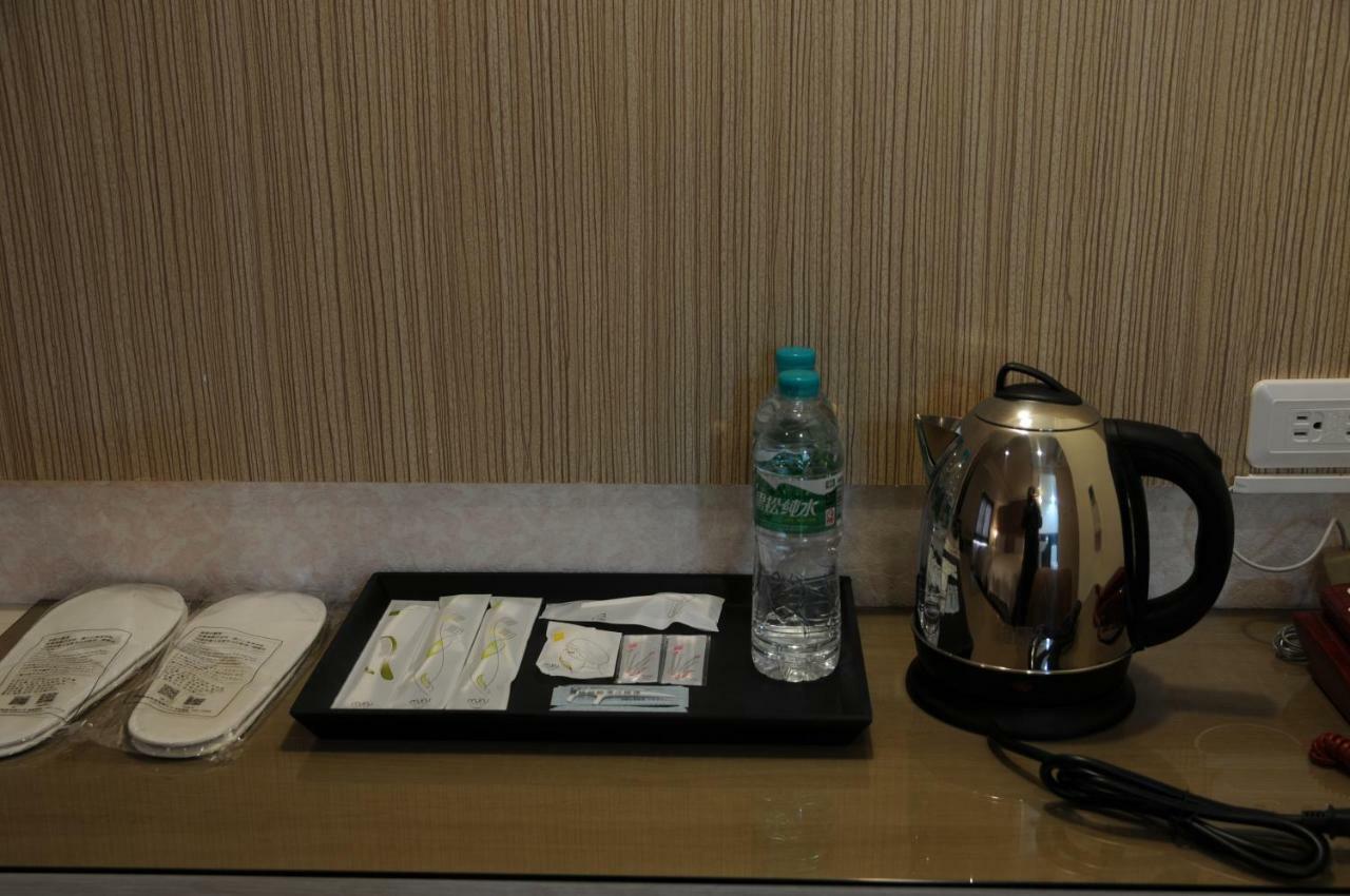 Sung Tai Hotel Гаосюн Экстерьер фото