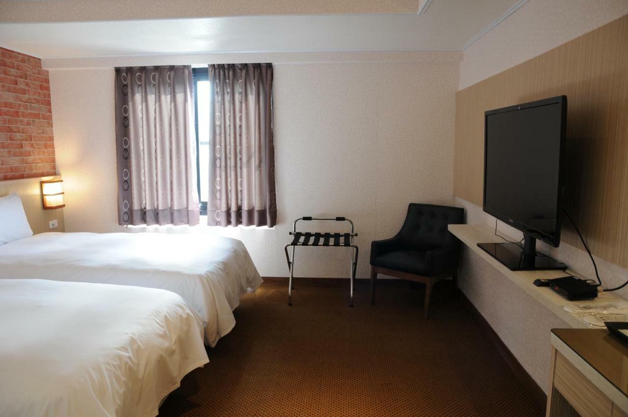 Sung Tai Hotel Гаосюн Экстерьер фото