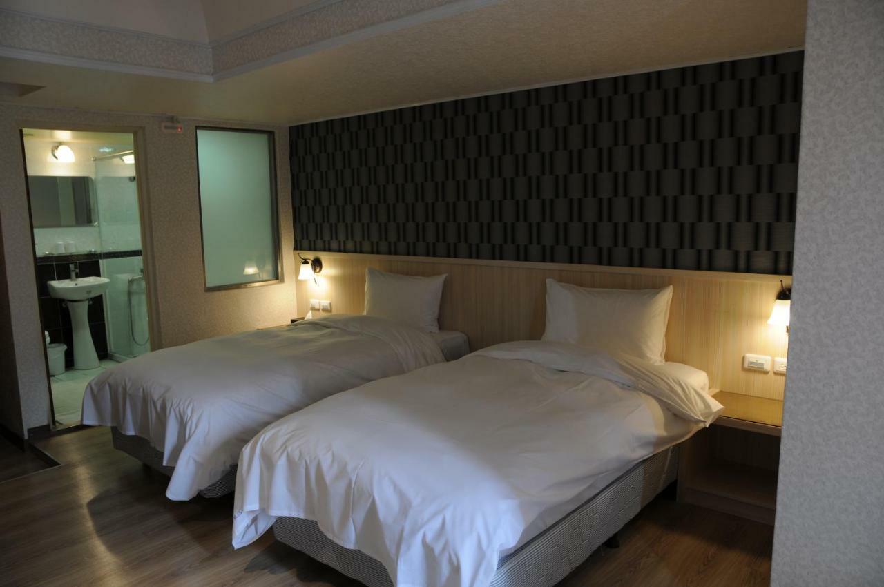 Sung Tai Hotel Гаосюн Экстерьер фото