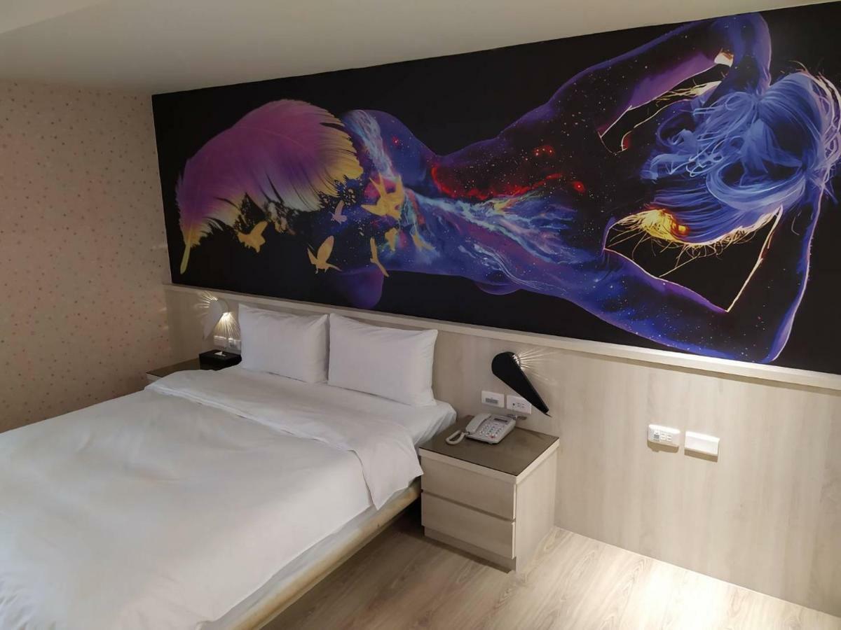 Sung Tai Hotel Гаосюн Экстерьер фото