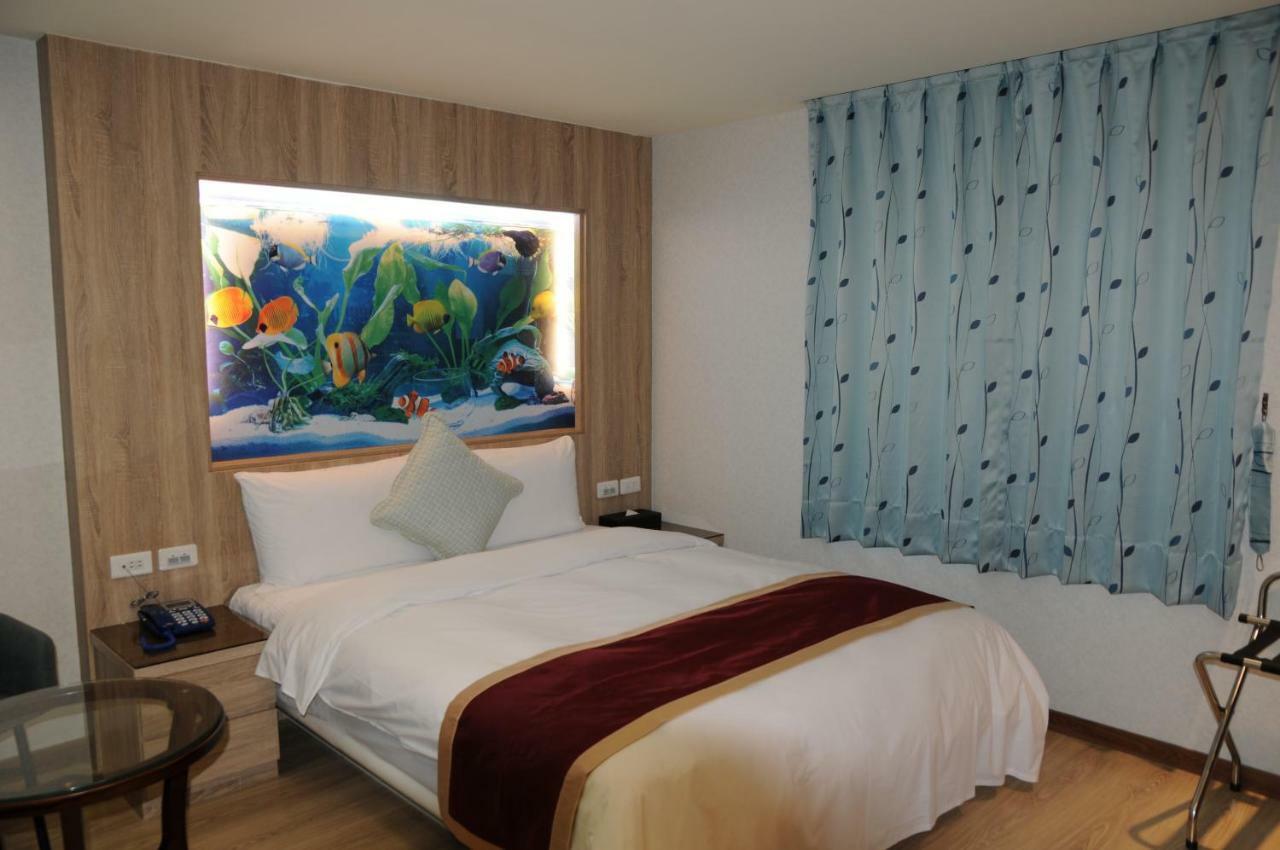 Sung Tai Hotel Гаосюн Экстерьер фото