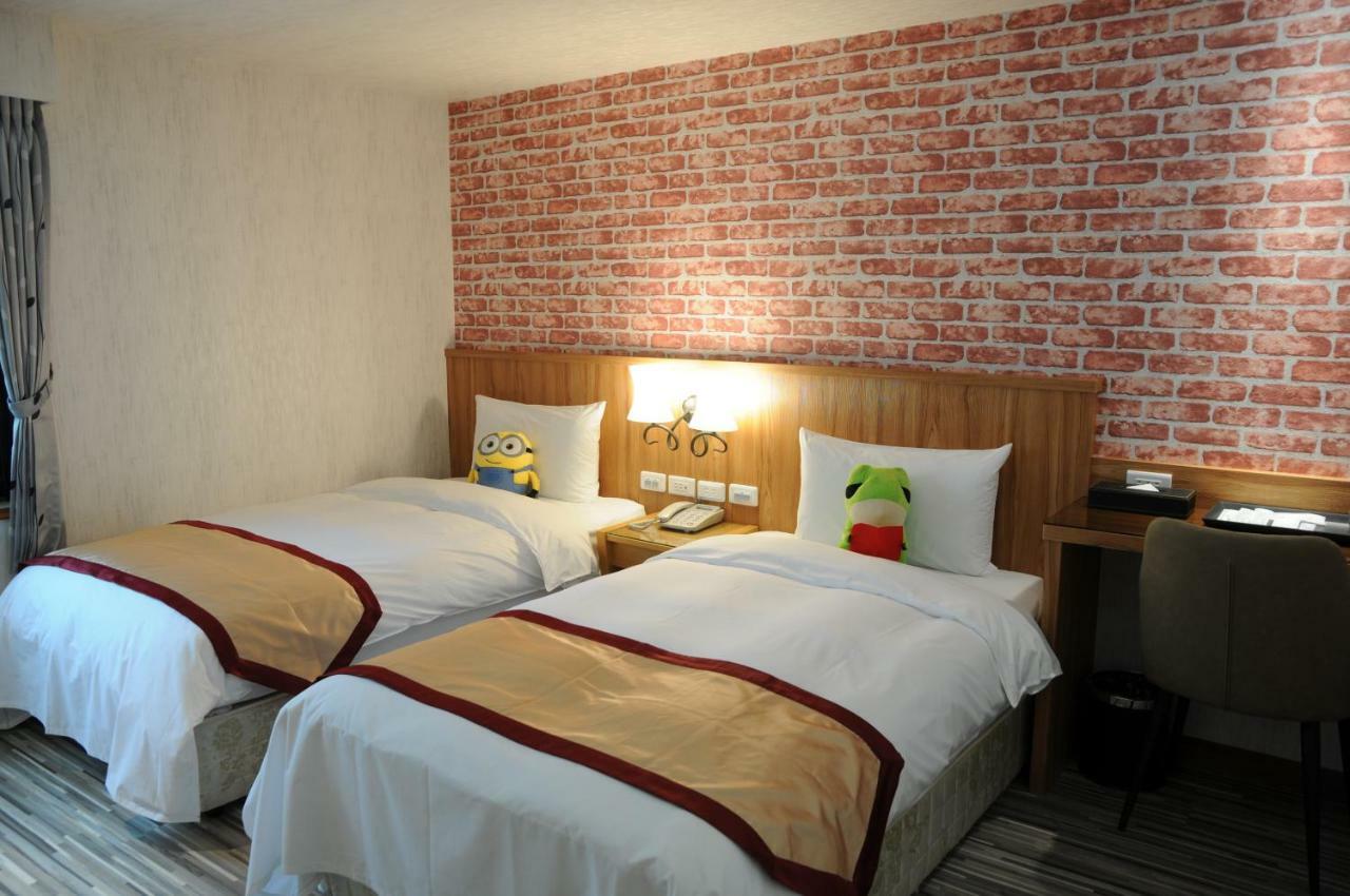 Sung Tai Hotel Гаосюн Экстерьер фото