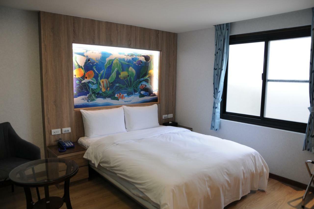 Sung Tai Hotel Гаосюн Экстерьер фото